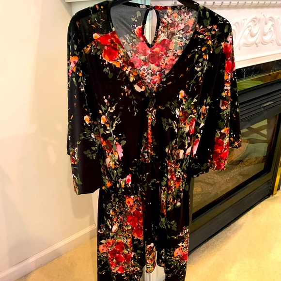 Tops - Lovely Tunic style top